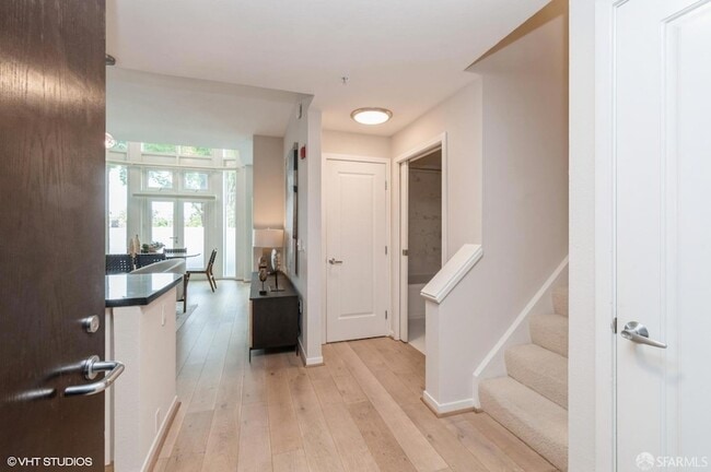 Photo - 88 King St Unit 104