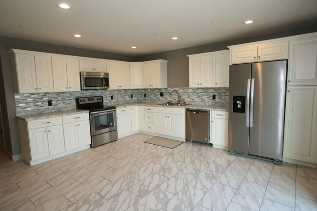 Photo - 2 bed 1 bath Duplex-Savannah Schools!