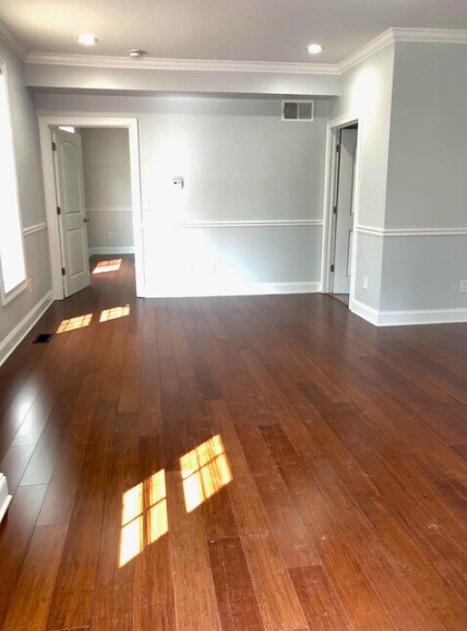 Photo - 607 Washtenaw Rd