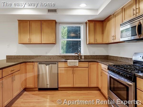 Building Photo - 2 Sherman Ct Unit 2 Rental