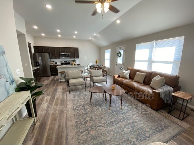 Photo - 3863 W Linwood St