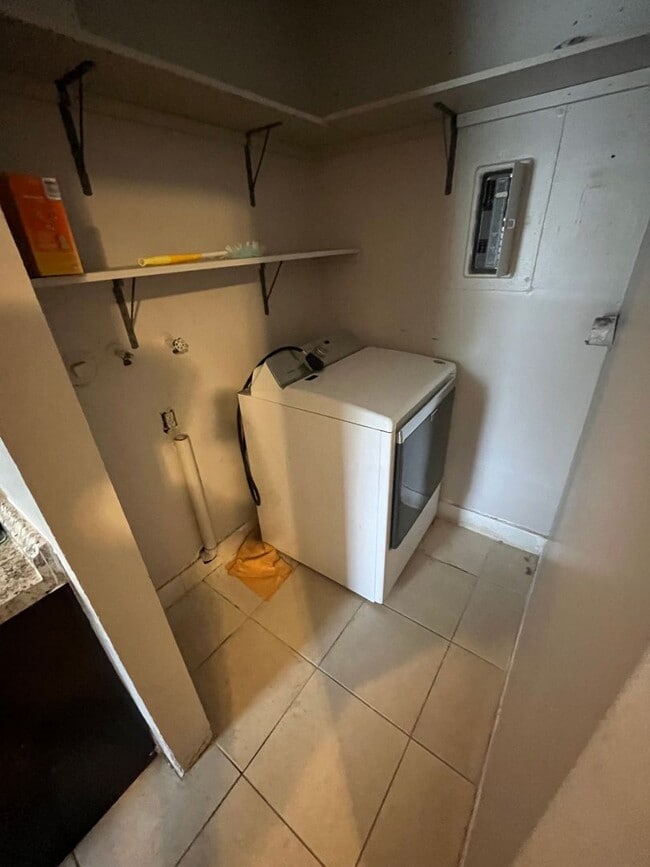 Photo - No HOA Fees!  Great location 4 bedroom hou...