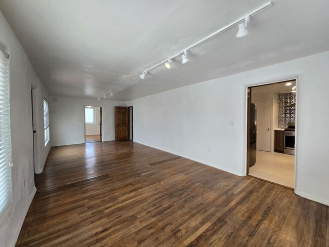 Photo - 802 Agua Fria St House
