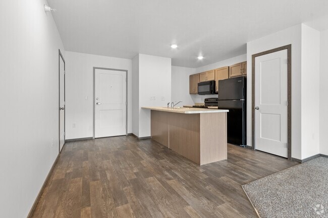 Building Photo - Split Rock Village Rental