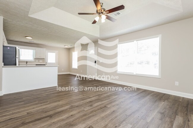 Photo - 812 Pine Hill Ct