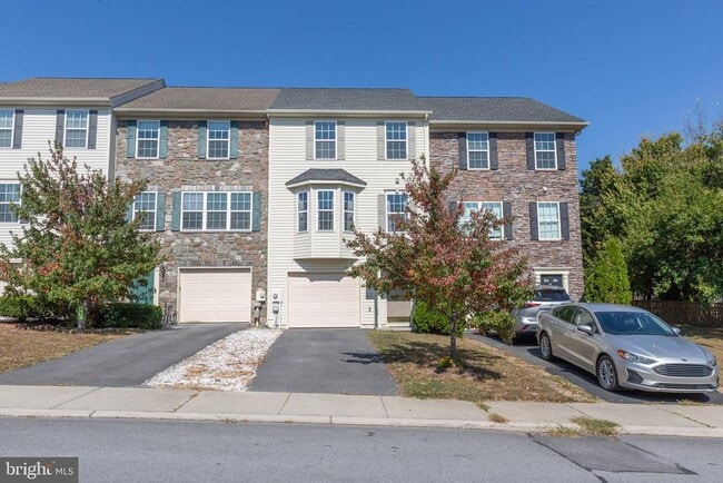 228 Morlatt Ln