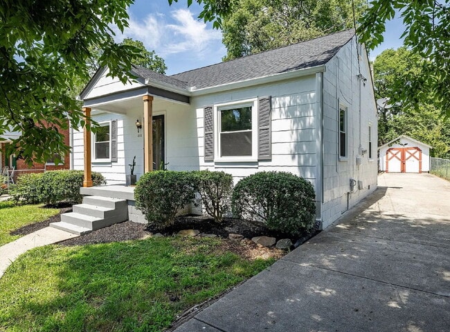 Photo - Vintage Charm, Modern Comfort & a Fully Fenced Backyard in Madison