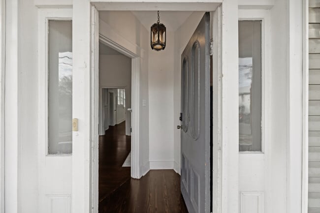 Photo - 1010 S High St