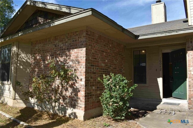 Building Photo - 16042 Stoneham Cir