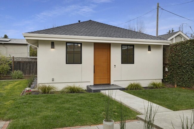 Photo - 1438 Columbus Ave