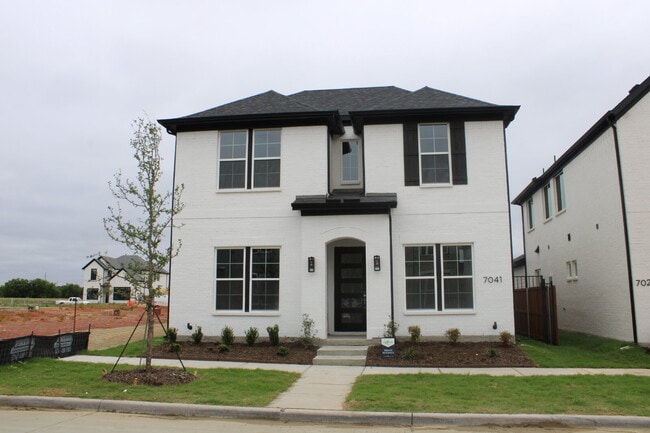 Building Photo - Brand new construction!!! Never lived in home at premier location!! Right next to new, Universal ...