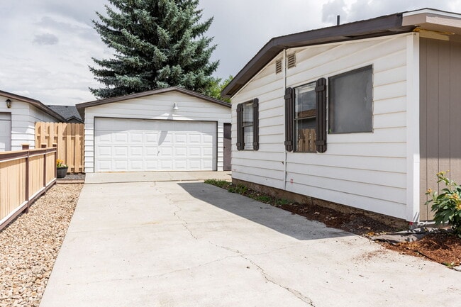 Building Photo - 2818 N Joel Rd Rental