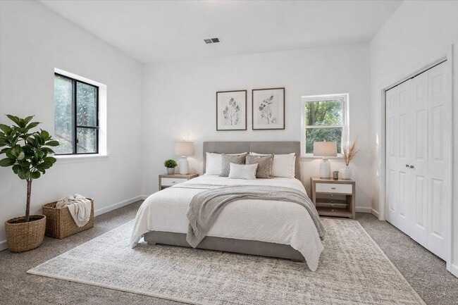 Photo - 1914 University Ave Unidad 1