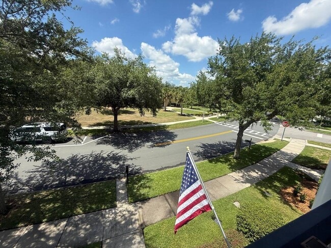 813 Oak Shadows Rd