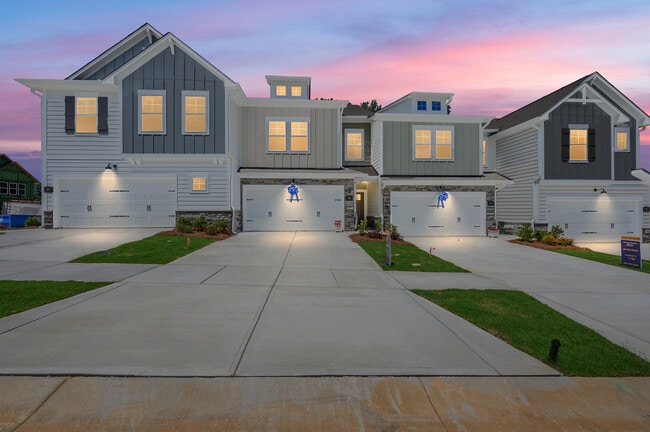 Photo - 109 Alluvium Ln