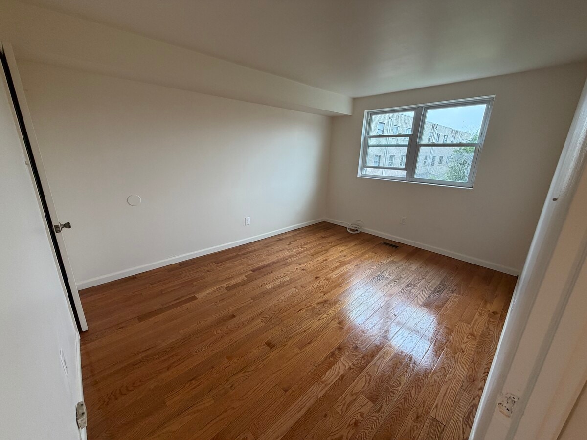 Photo - 3360 Fairdale Rd Unit First Floor Apartment