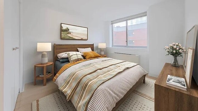 Photo - 438 W 37th St Unit 5Y