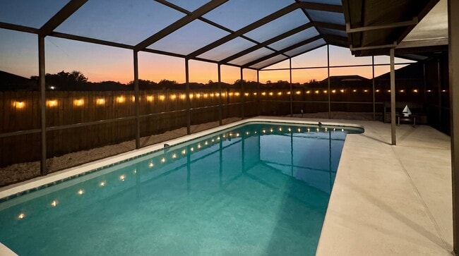Photo - 4404 Meadow Creek Cir