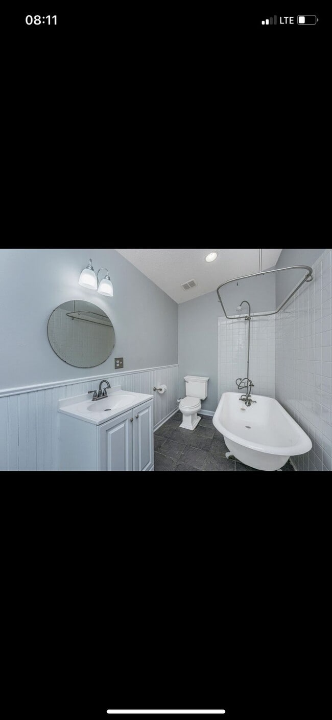 Photo - 2135 Pinehurst Ave