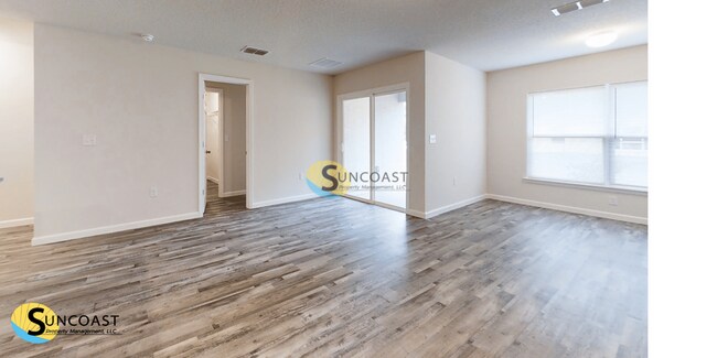 Photo - 24 Raintree Pl Unit B