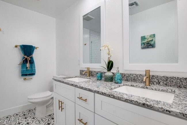 Photo - 4284 W Taylor St