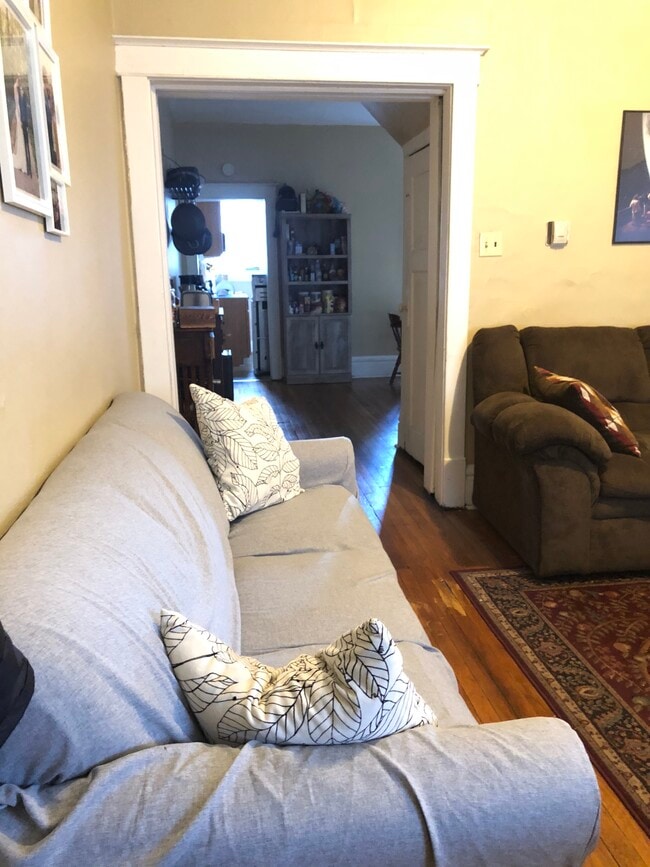 Photo - 420 E 16th Ave