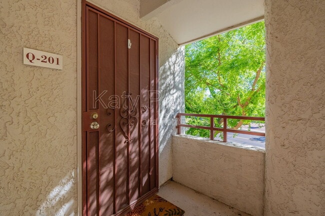 Photo - 7350 N Vía Paseo Del Sur Unit Apartment Q201