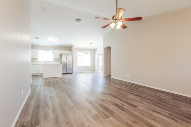 Photo - 2322 S 65th Dr