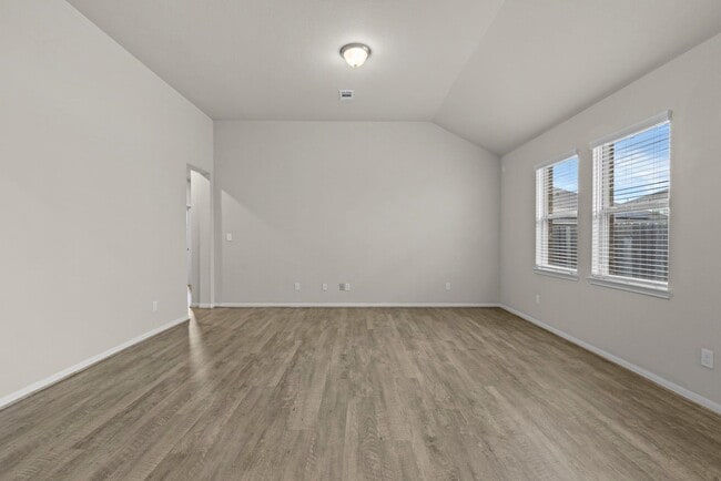 Photo - 8427 Baywatch Cir