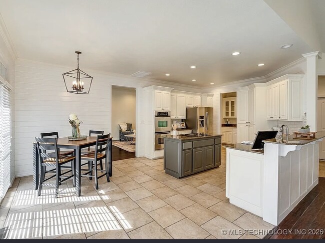 Photo - 1505 S Augusta Dr