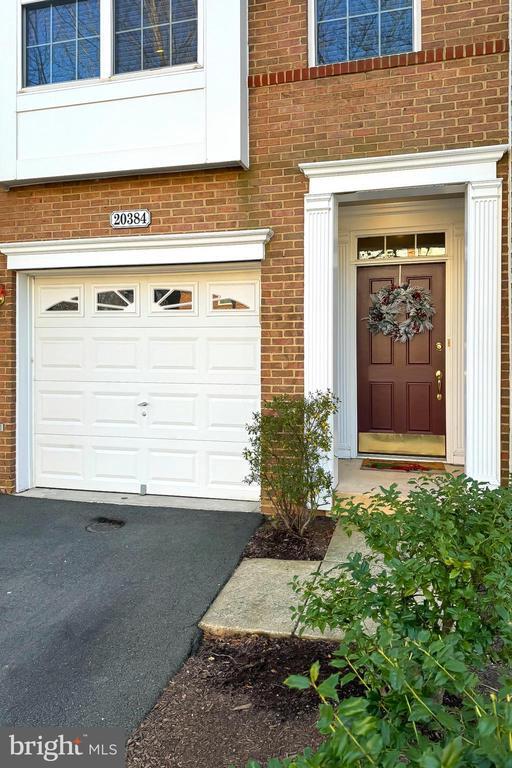 Building Photo - 20384 Bass Rocks Terrace