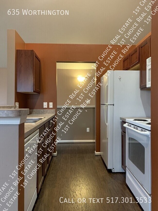 Photo - 635 Worthington-