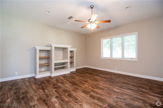 Building Photo - 870 Ohio Ct Rental