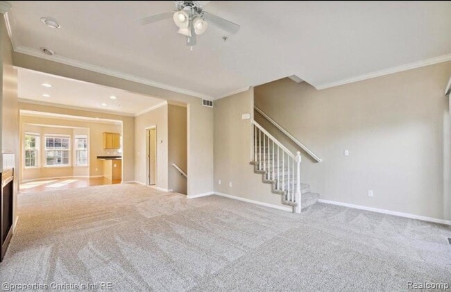 Photo - 22089 Parkview Dr