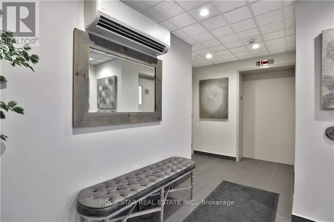 Photo - 73 Washington Ave Unité 406