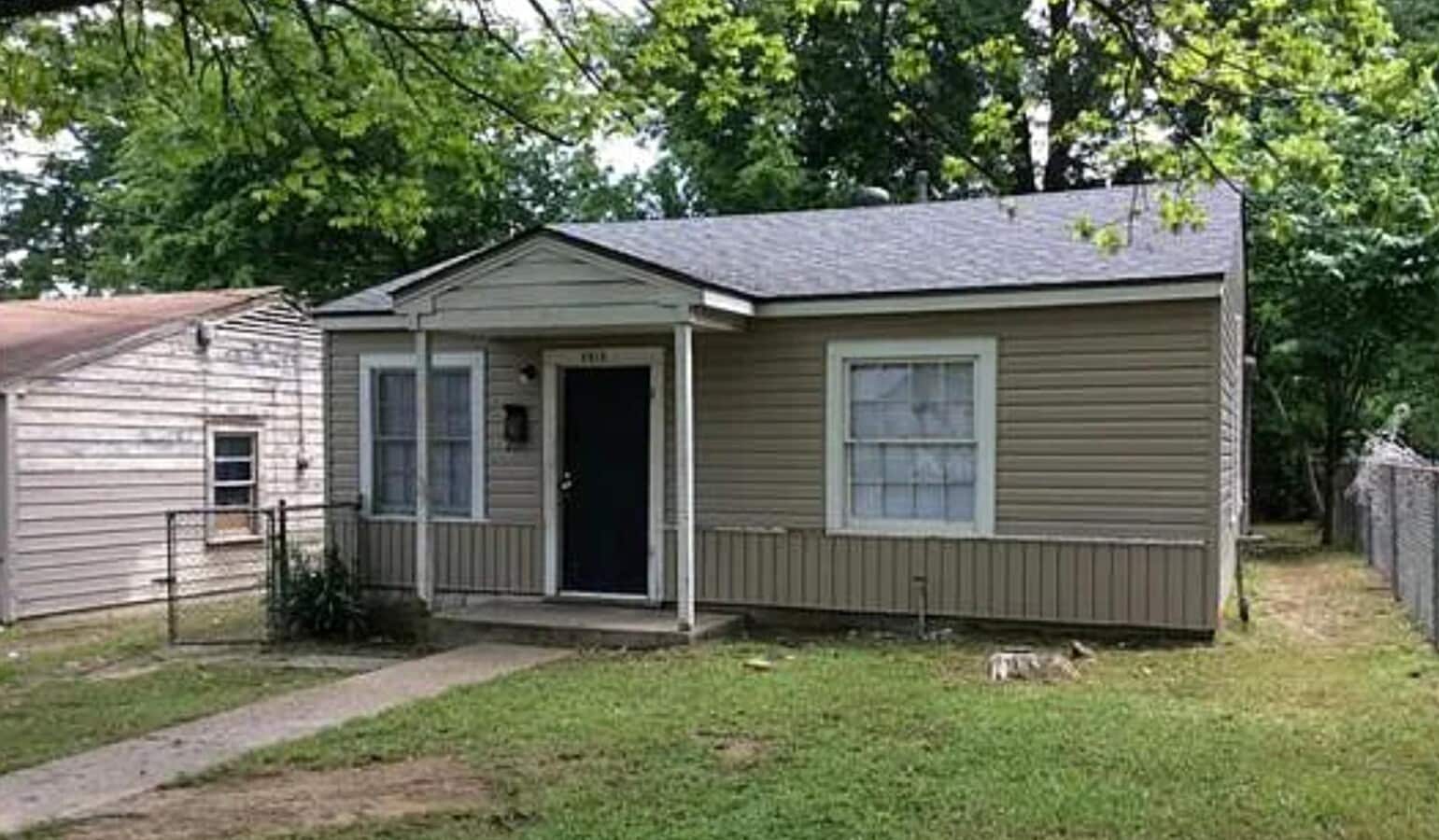 Photo - 5915 Henderson Ave