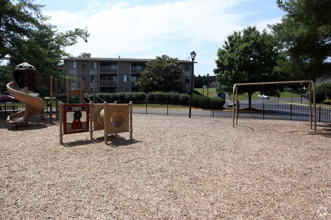 Pebble Creek Apartments For Rent in Roanoke, VA