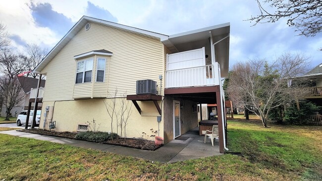 Photo - 833 Plantation Dr