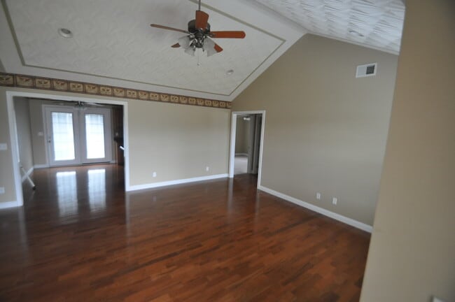 Building Photo - 106 Amy Ct Rental