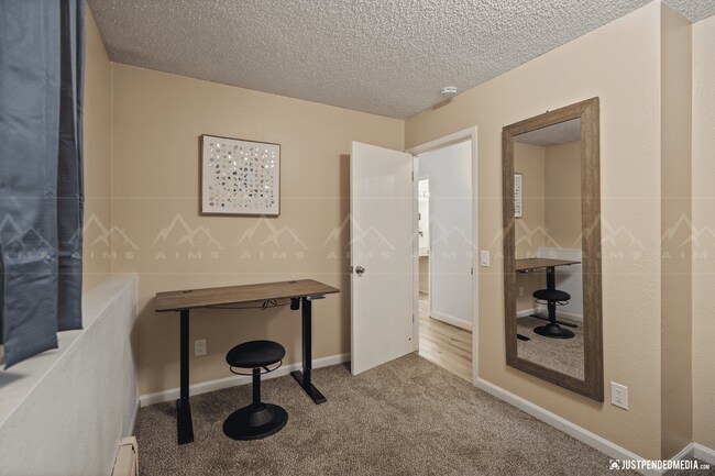 Photo - 12739-12739 Tanada Loop Unit 12739