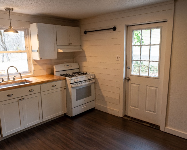 Photo - 1631 S Huntington Dr