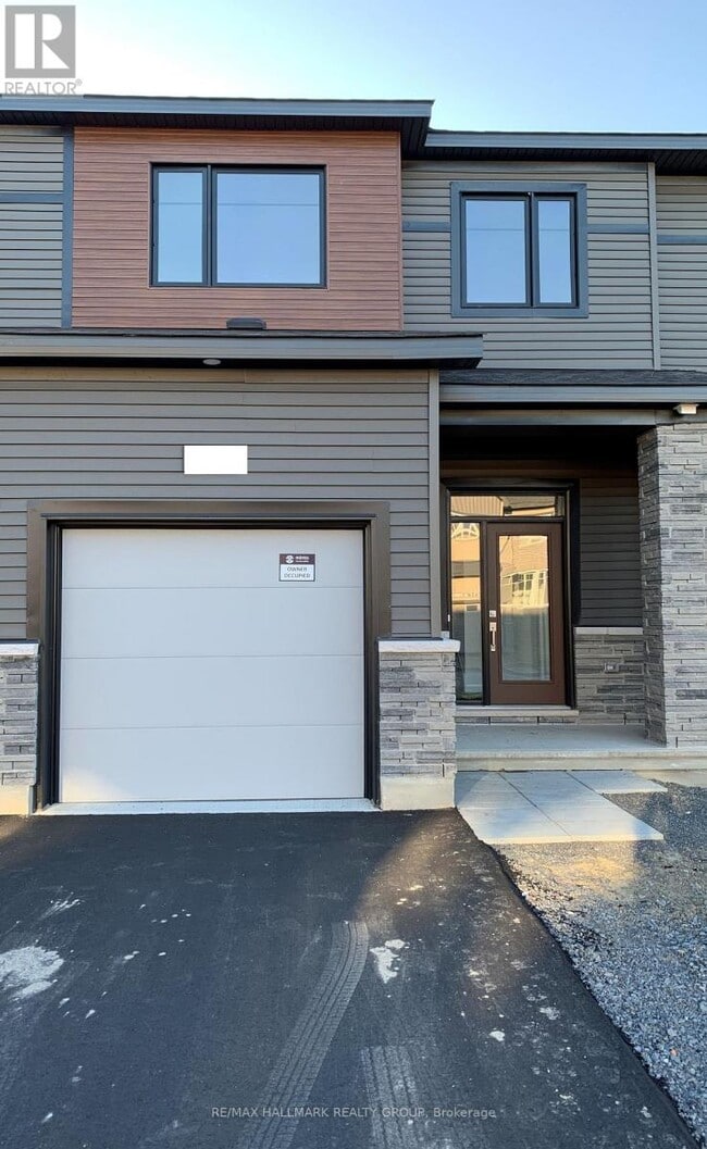 Photo - 183 Chakra St