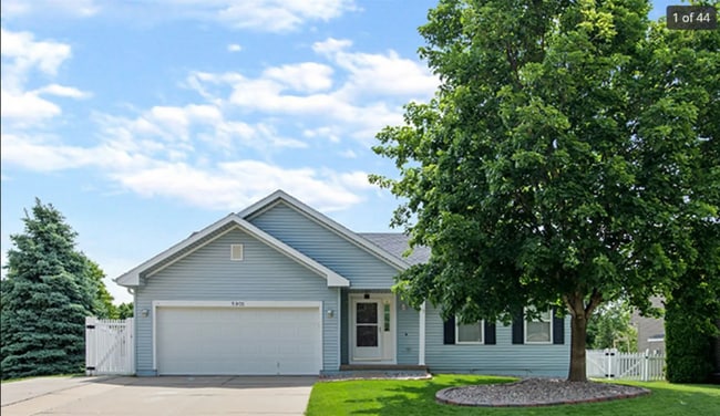 Photo - 5903 S 160th St House