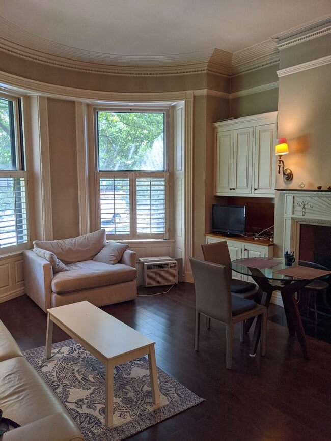 Photo - Back Bay FURNISHED 1 bedroom