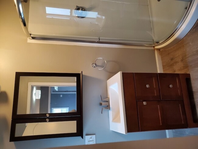 Photo - 496 Edwards Ave