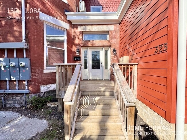Photo - 325 W 6th St