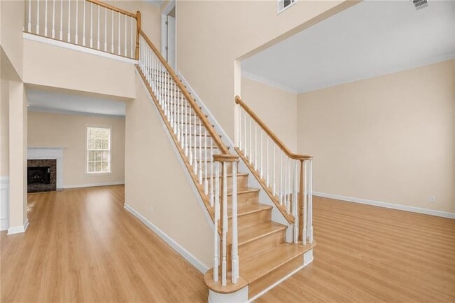 10011 Carrington Ln