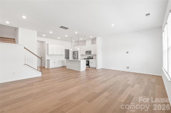 302 Silver Fleet Dr