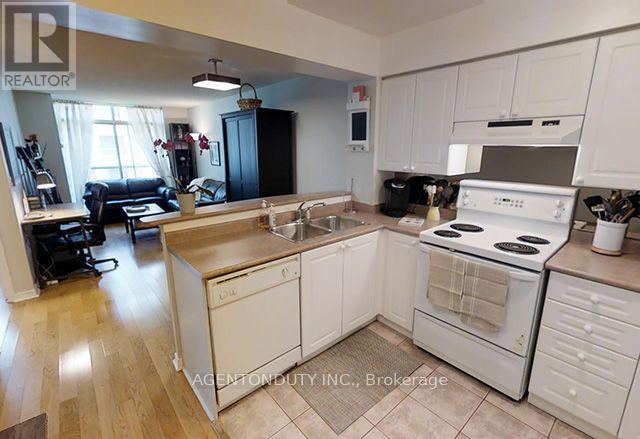 Photo - 109 Front St E Unit 622