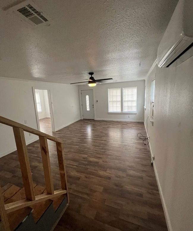 Photo - Nice 3 bedroom Home!